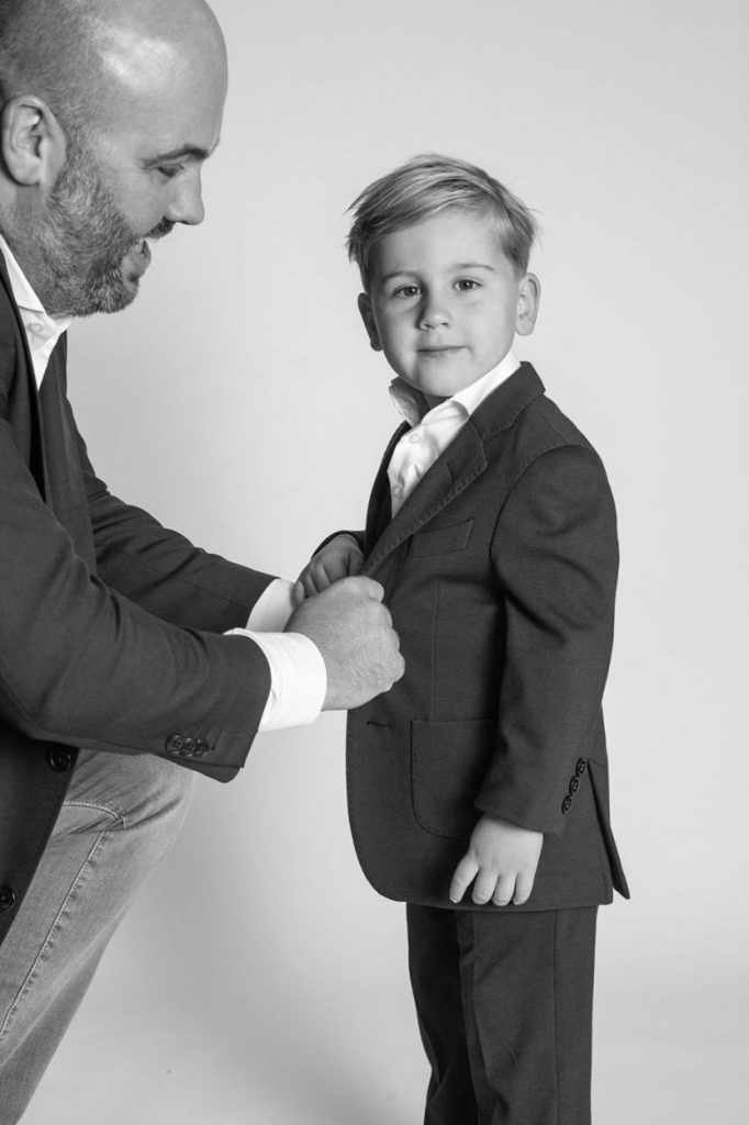 Leon Hoes met zoontje