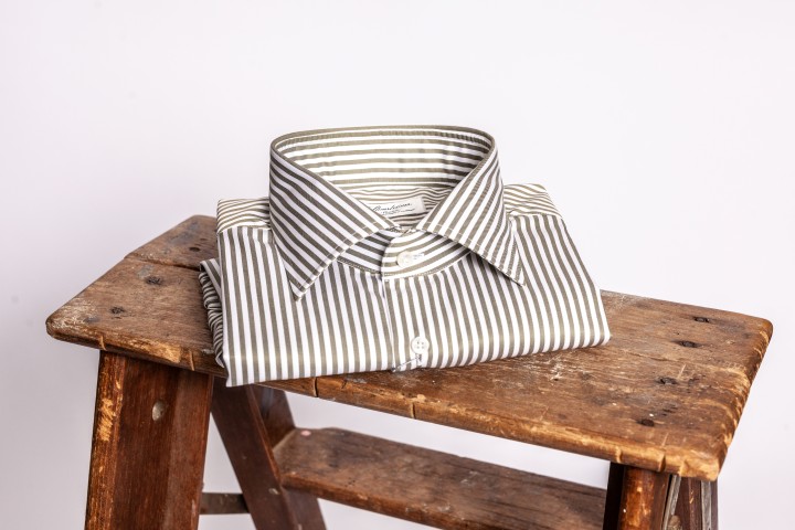 Overhemd op maat streepjes Hoes Tailors