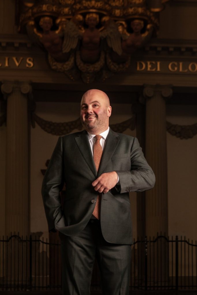 Leon Hoes Grote Kerk Alkmaar Maatpak van Hoes Tailors